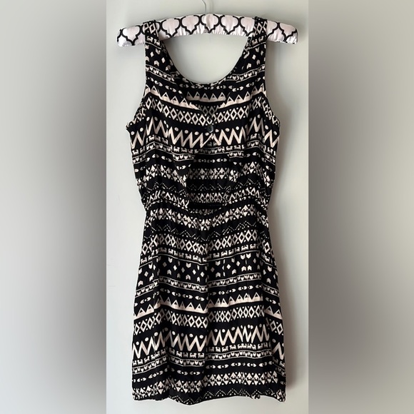 Patrons of Peace Smocked Waist Mini/Midi Dress Medium - Picture 8 of 12